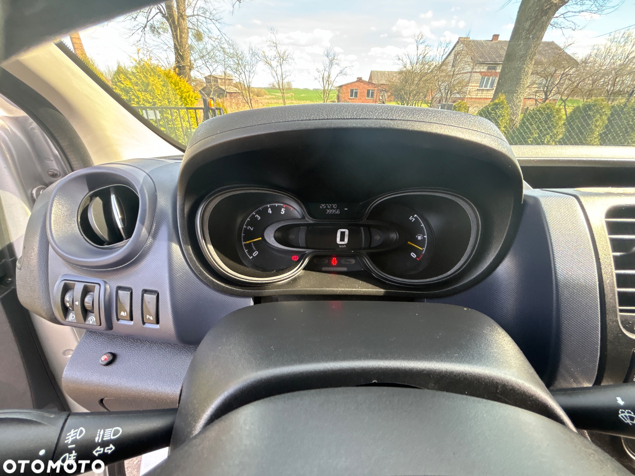 Opel Vivaro - 14