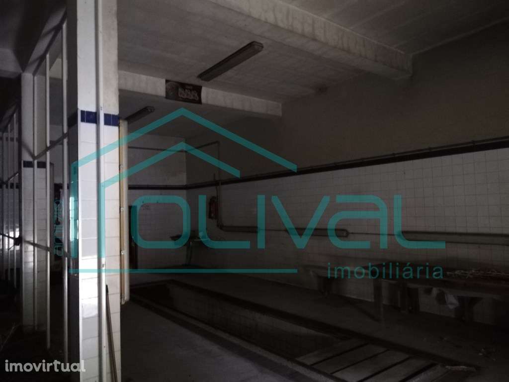 Quer iniciar o seu próprio negocio .
 Bombas de combustível com es... - Grande imagem: 4/5