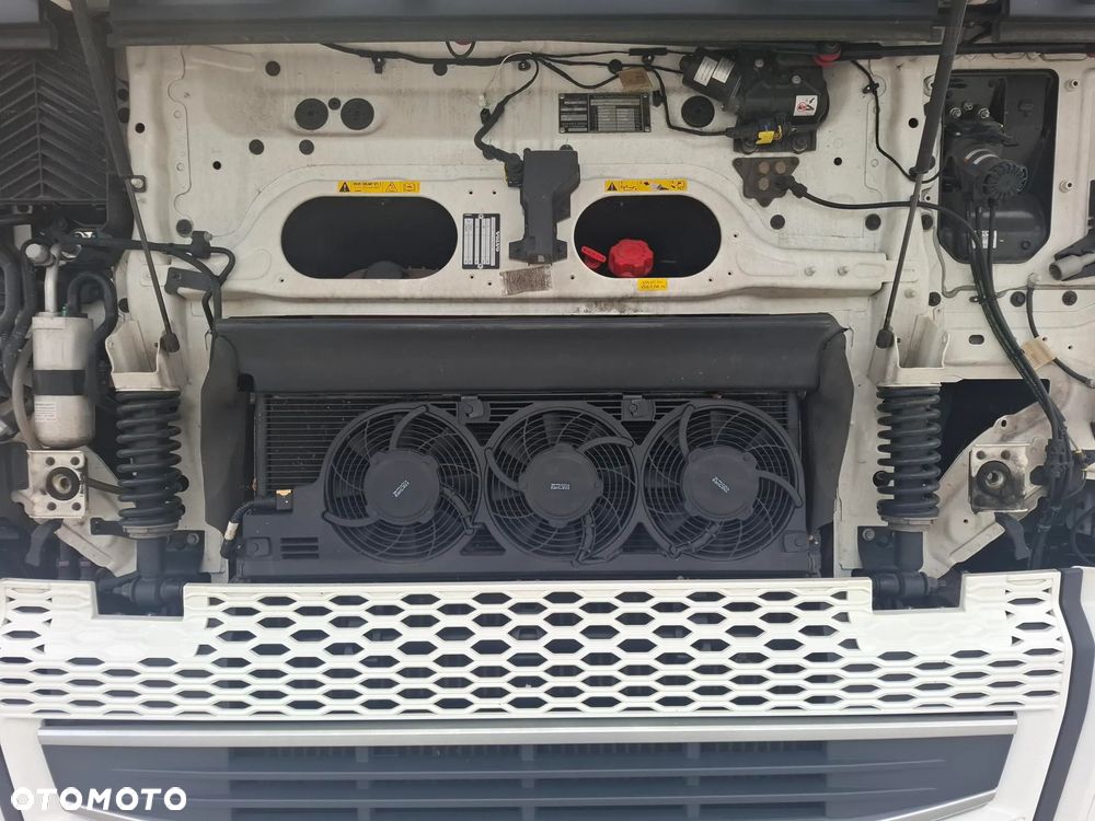 Volvo FH 460 - 9