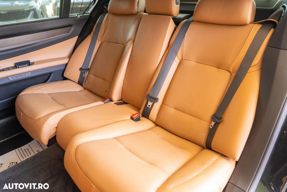 BMW Seria 7 750Li xDrive Aut. - 21