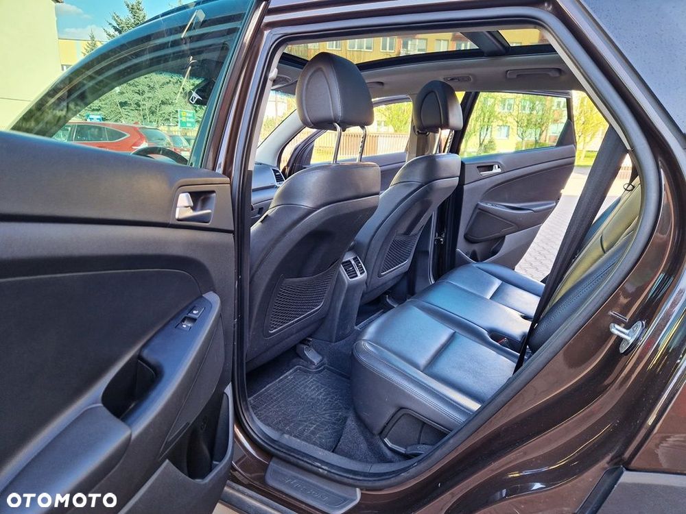 Hyundai Tucson 2.0 CRDi 4WD Automatik Intro Edition - 19