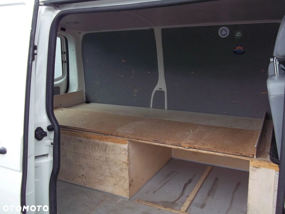 Volkswagen transporter T5 - 10