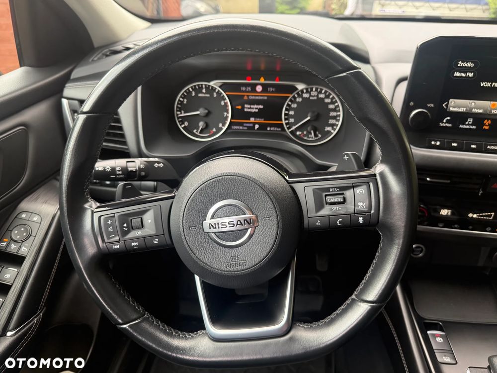 Nissan Qashqai 1.3 DIG-T N-Connecta DCT - 11