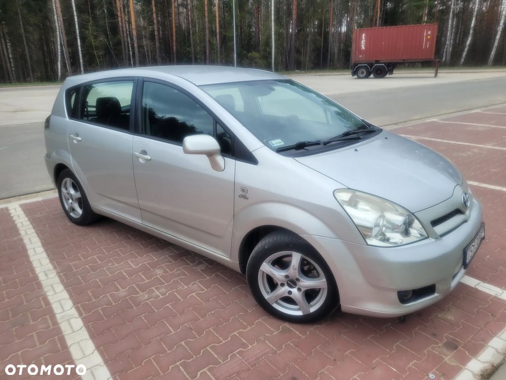 Toyota Corolla Verso 2.0 D-4D - 7