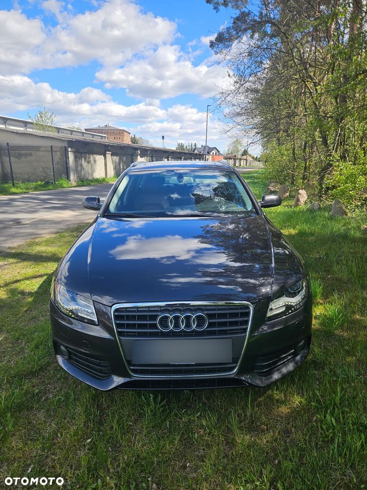 Audi A4 Avant 2.0 TDI ultra DPF Attraction - 2