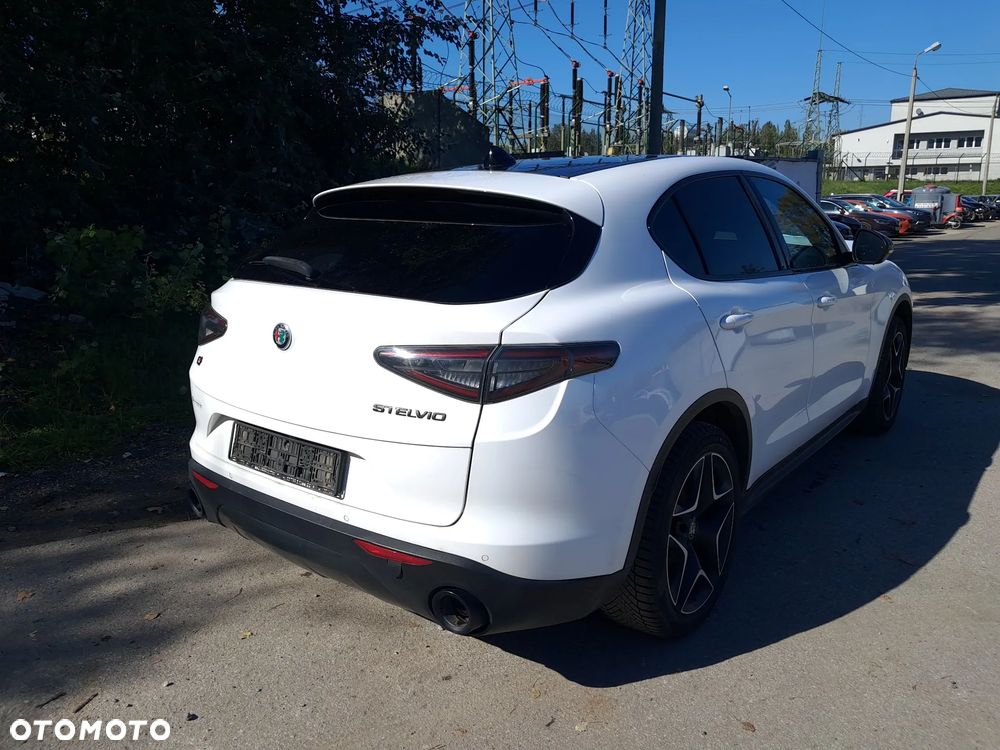 Alfa Romeo Stelvio 2019