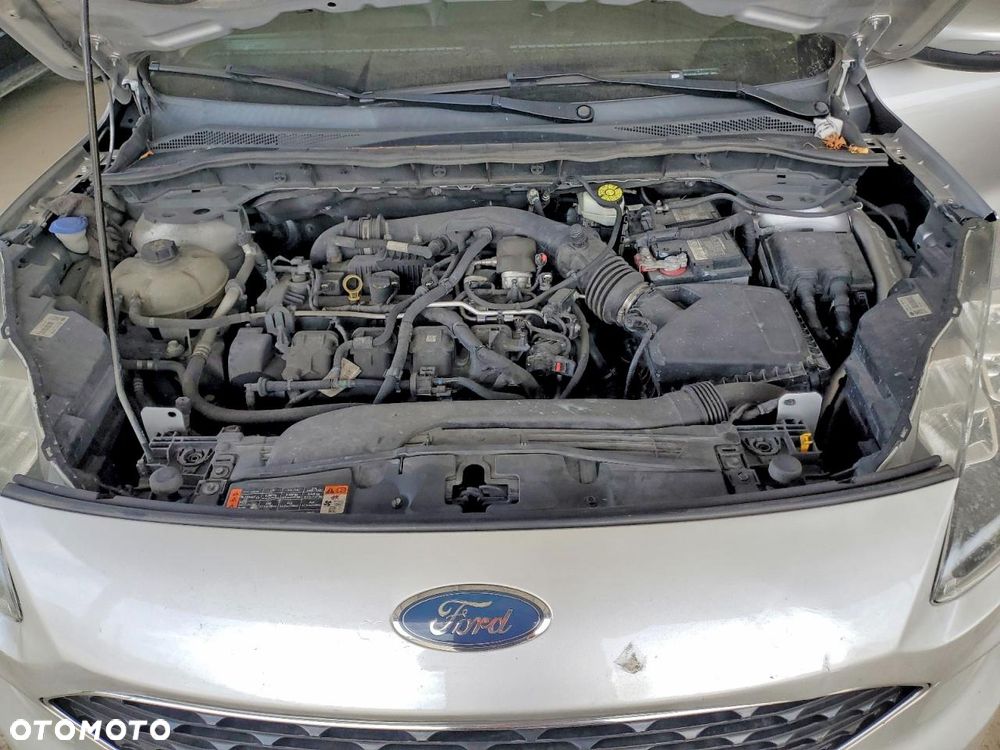 Ford Escape 2.0 EcoBoost AWD Titanium - 11