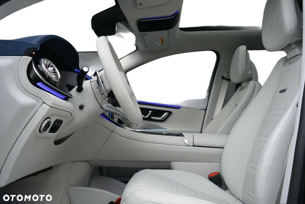 Mercedes-Benz EQE - 12
