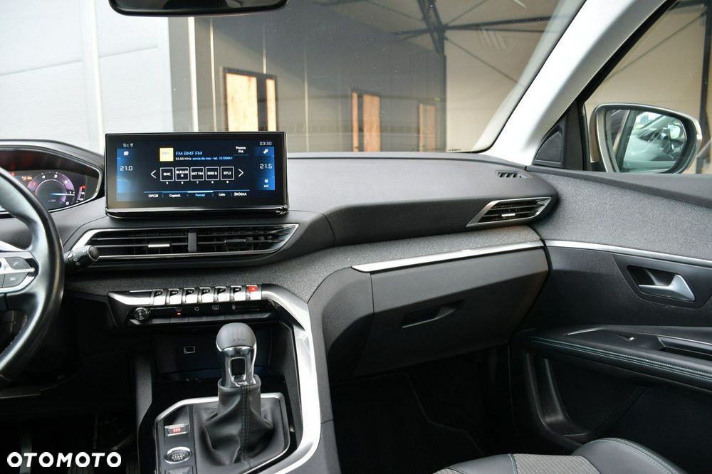 Peugeot 5008 1.5 BlueHDi Allure S&S - 17