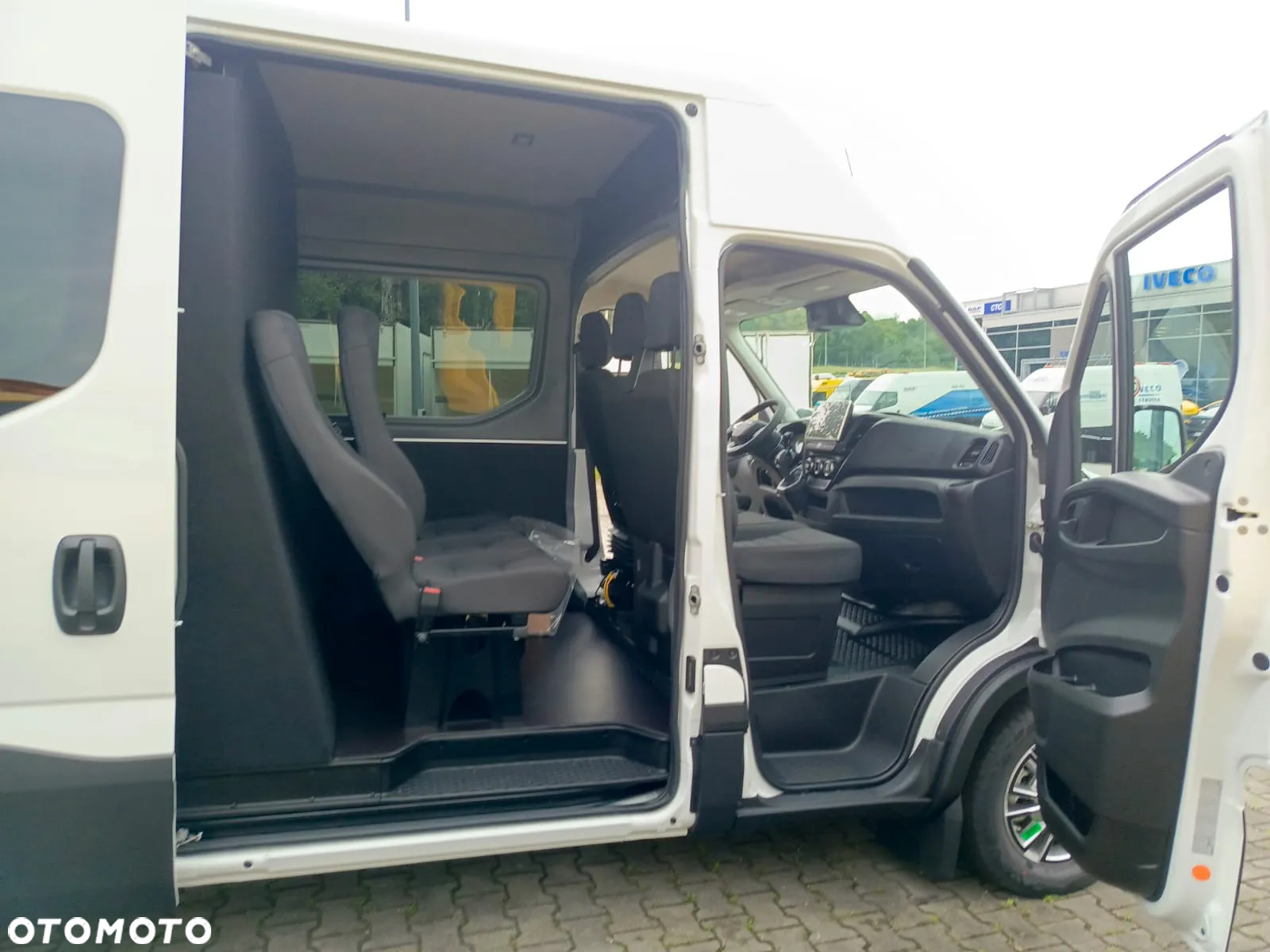 Iveco Daily / Pewny partner w biznesie ! - 21