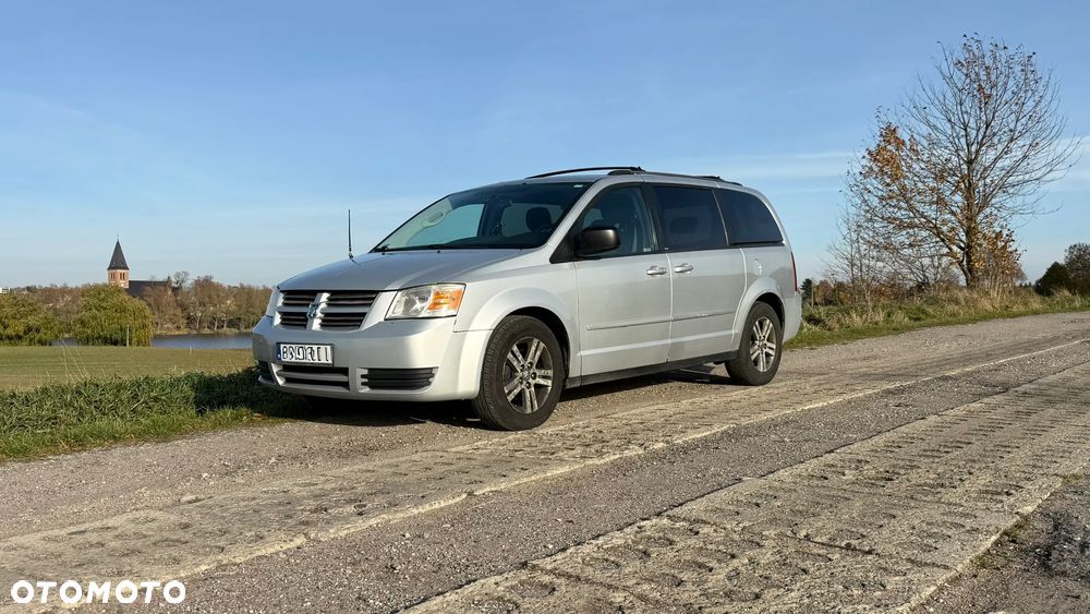 Dodge Grand Caravan 3.3 SE - 28