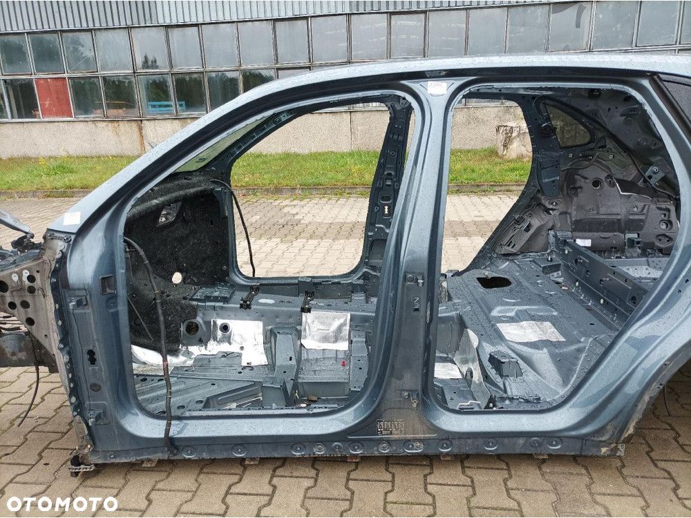 PORSCHE CAYENNE S III 9Y PRÓG SŁUPEK LEWY LM5E - 1