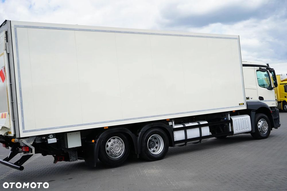 Mercedes-Benz ACTROS / 2540 / ACC / E 6 / CHŁODNIA + WINDA / 20 PALET / OŚ SKRĘTNA - 34