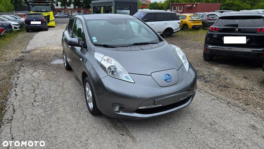Nissan Leaf - 4