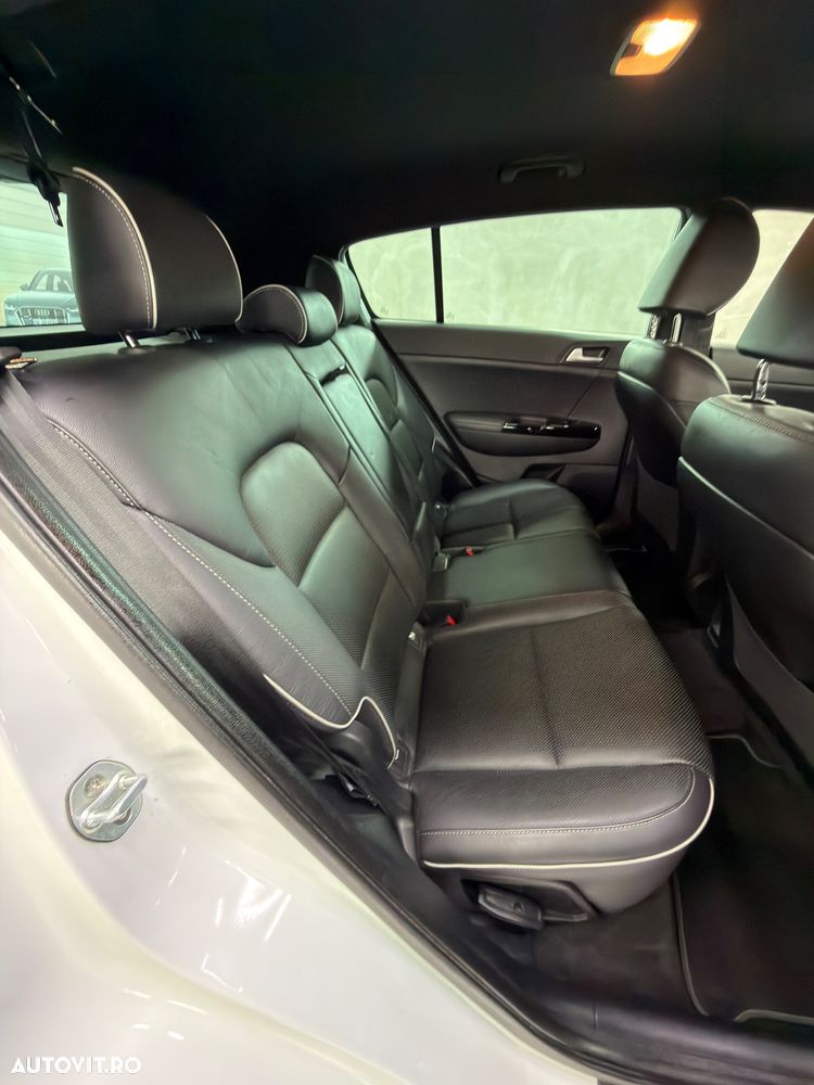 Kia Sportage 1.7 CRDI 2WD ISG Aut. GT Line - 13