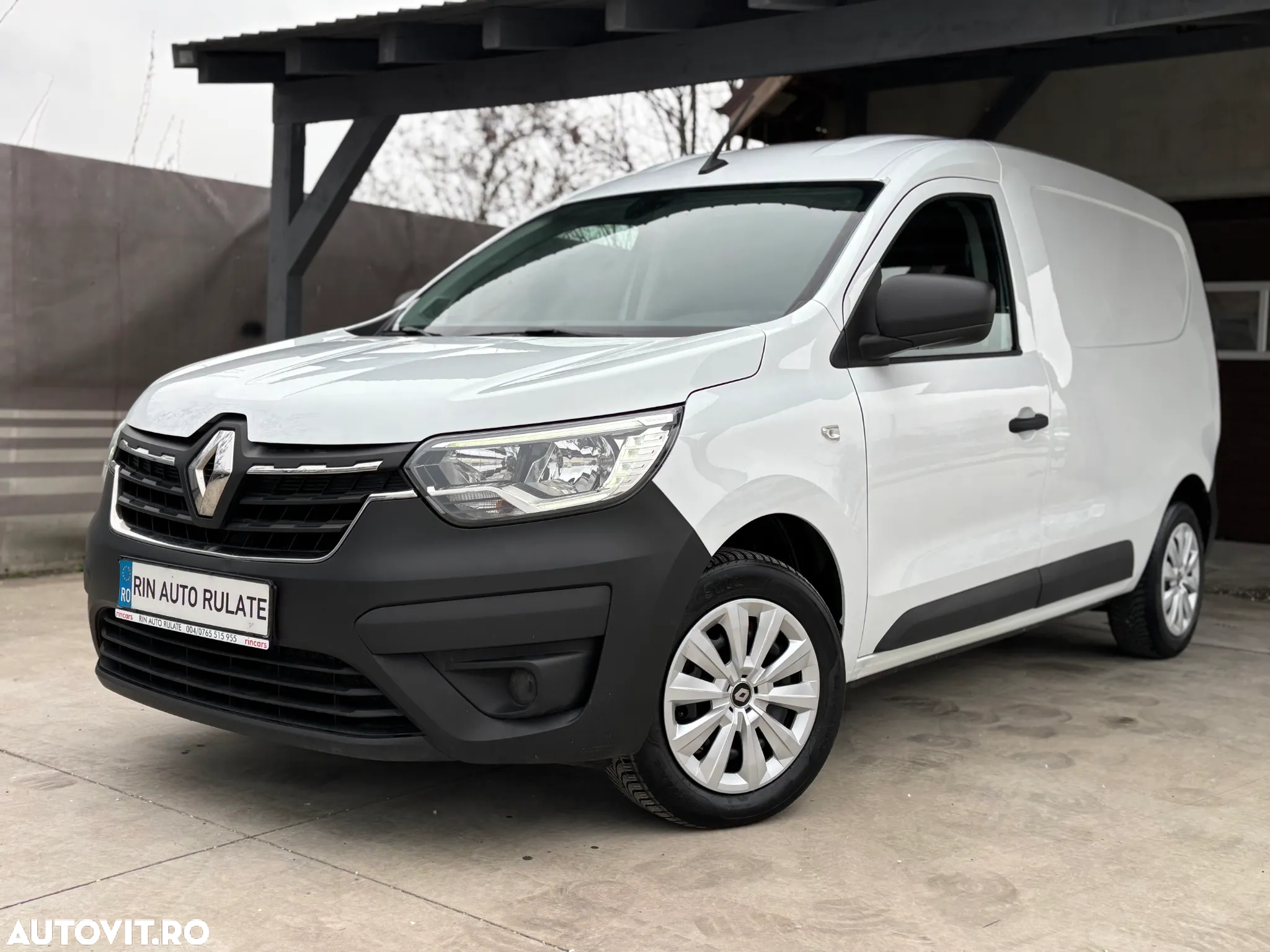 Renault Express - 4