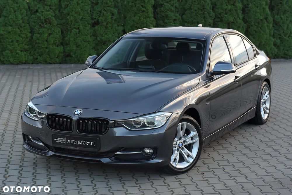 BMW Seria 3 318d Sport Line - 9