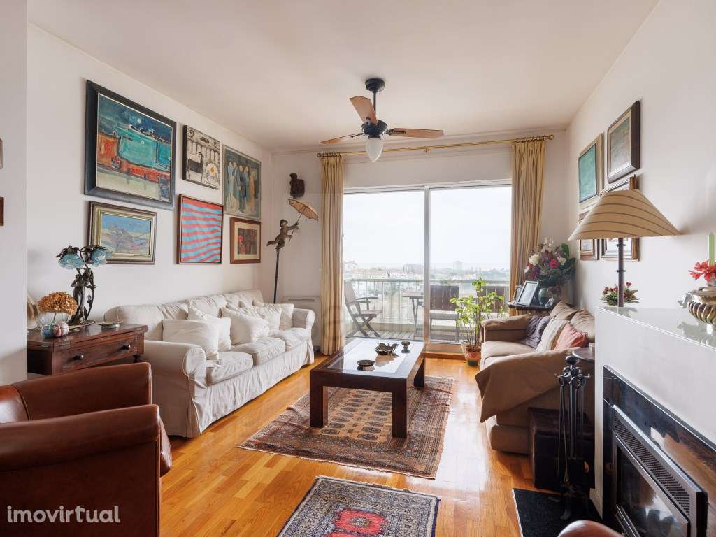 T4+1 com ótima orientação solar, Porto - Grande imagem: 4/26