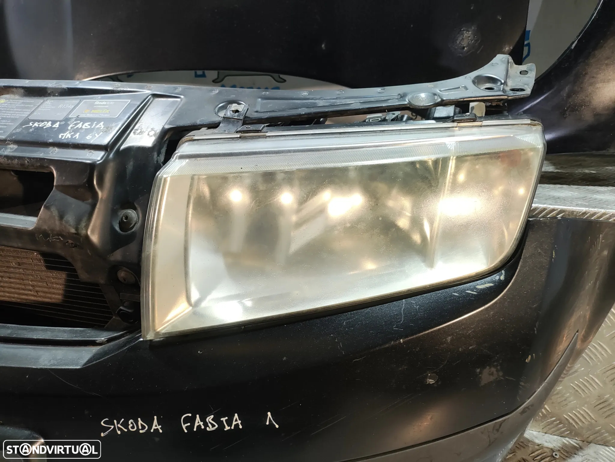 Frente Completa Skoda Fabia Mk1 6Y - 18