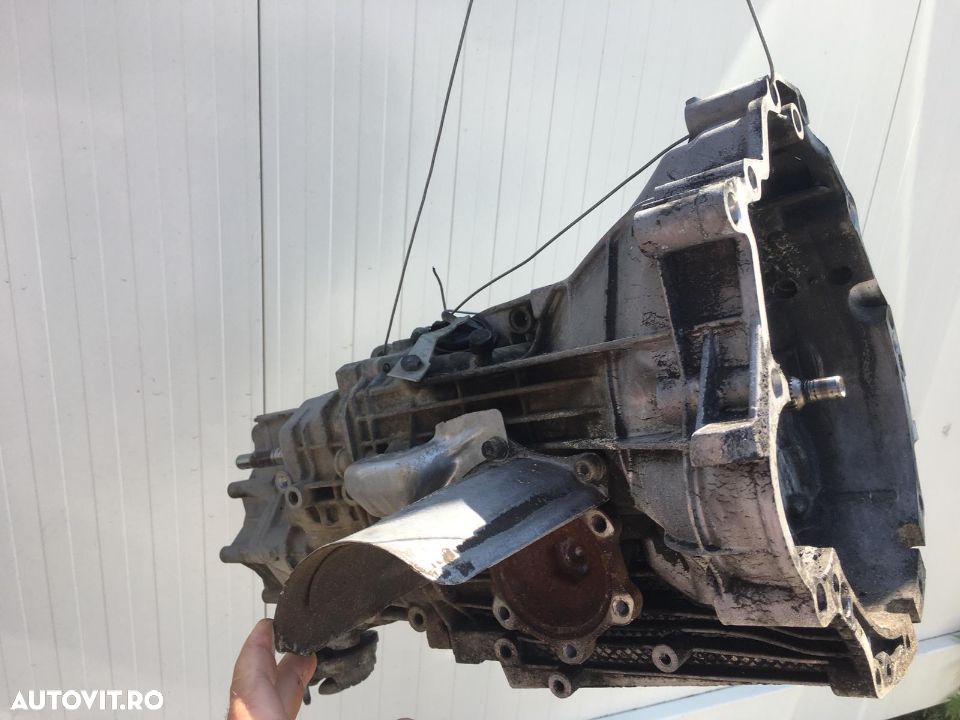 Cutie Viteze Manuala in 5 Trepte Audi A4 B6 1.9TDI 131cp AWX 2000 - 2004 Cod GBQ - 1