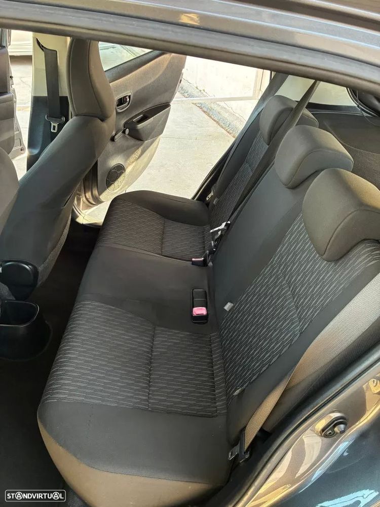 Toyota Yaris 1.0 VVT-i Comfort+AC - 9