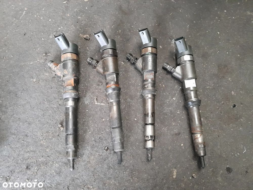 Wtrysk paliwa / WTRYSKI Iveco Daily 2.3 HPI EURO 4 0445110273 KOMPLET