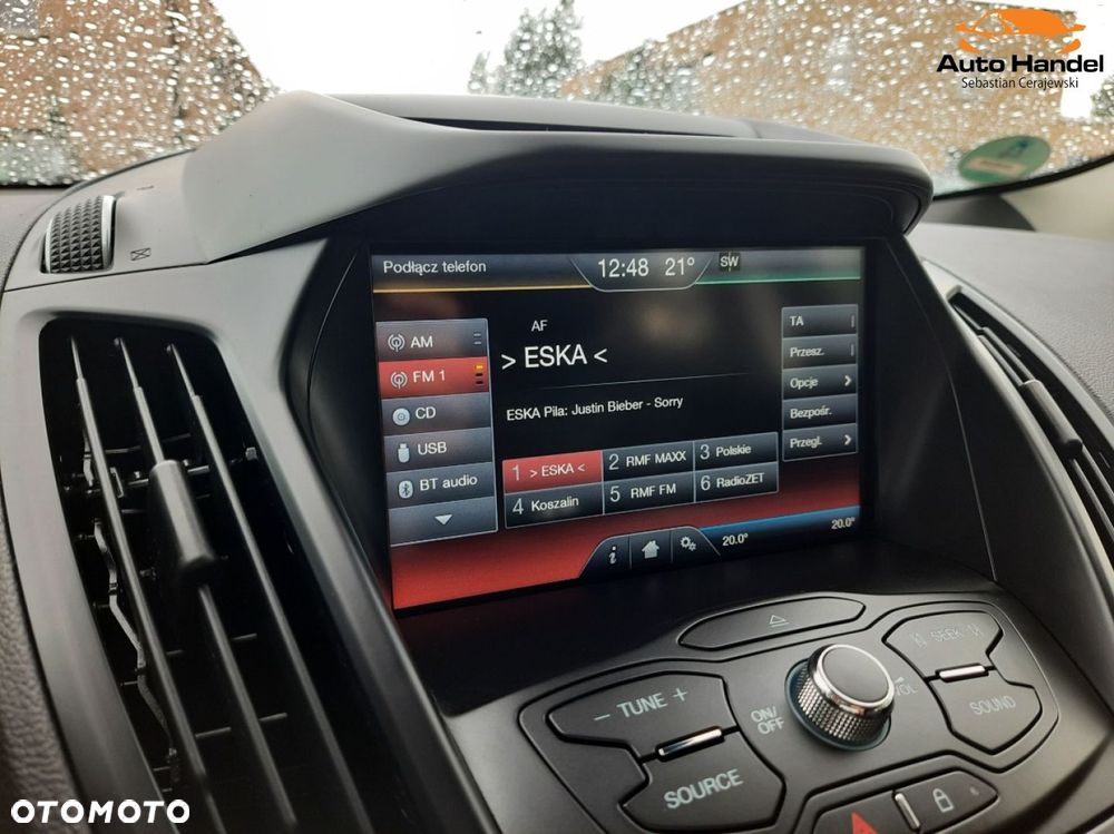Ford Kuga 1.5 EcoBoost 2x4 Titanium - 25