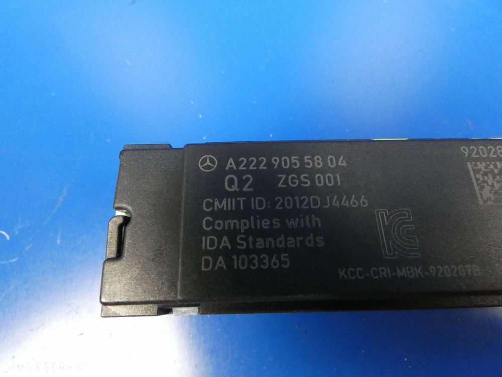Wzmacniacz antenowy Mercedes-Benz C W205 A2229055804 - 2