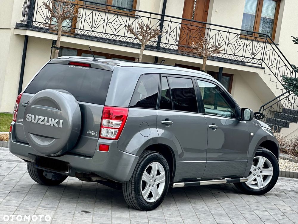 Suzuki Grand Vitara 2.0 De Luxe - 4