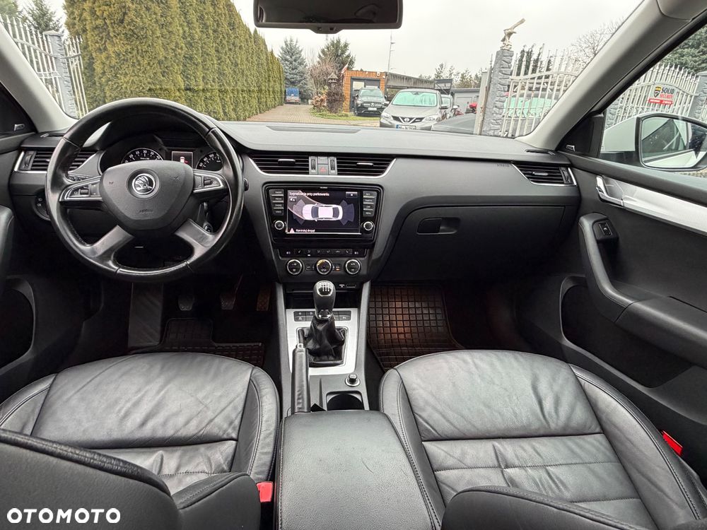 Skoda Octavia 2.0 TDI Sport Edition - 40