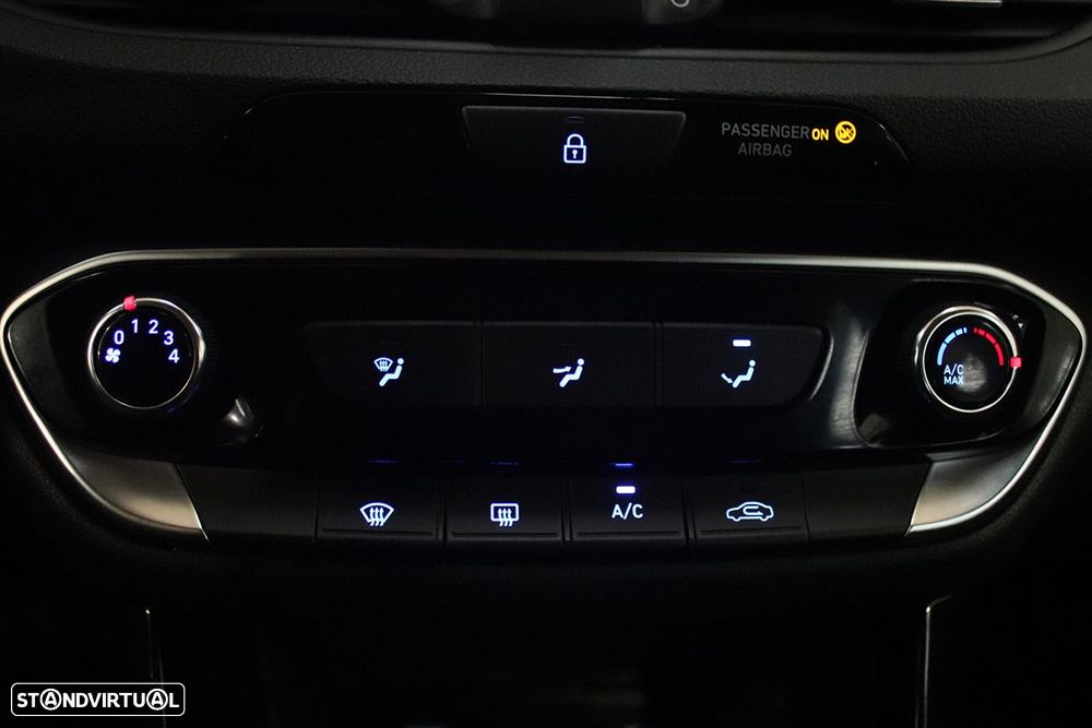 Hyundai i30 1.0 T-GDI Style Plus DCT - 13