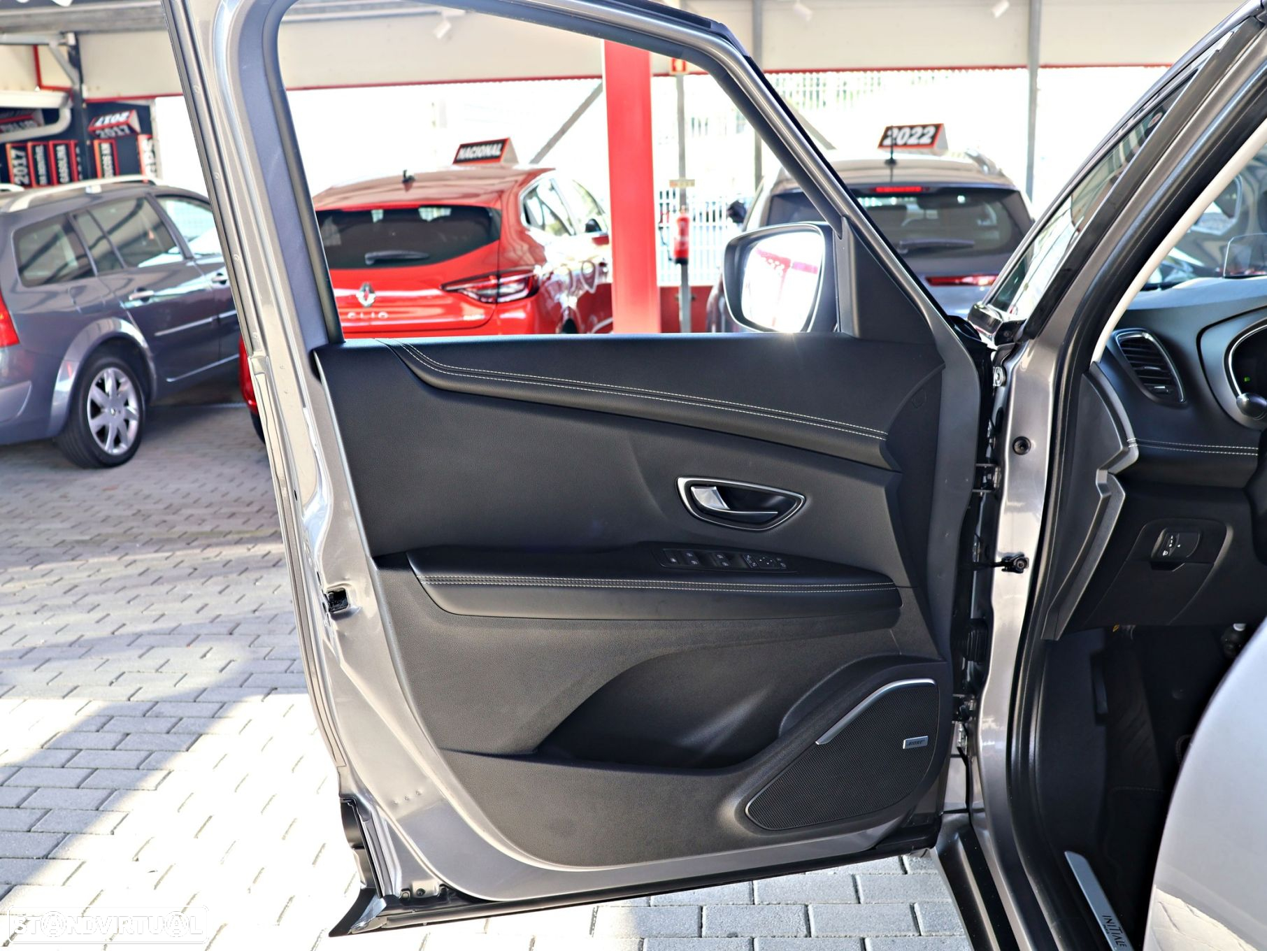 Renault Grand Scénic ENERGY dCi 160 EDC INITIALE PARIS - 41