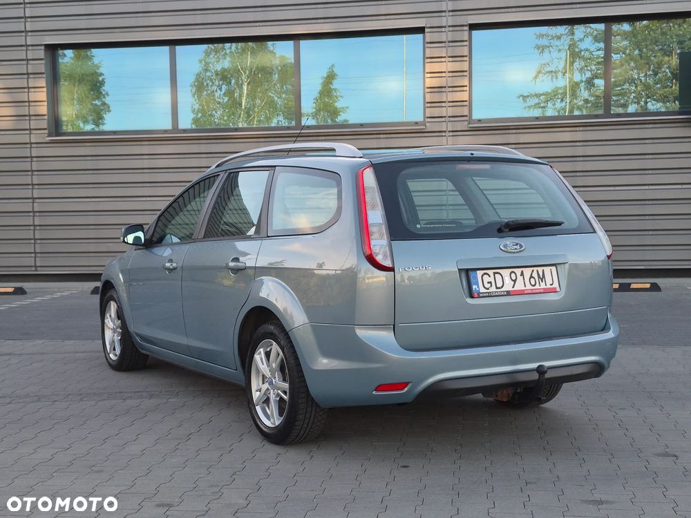 Ford Focus 1.6 X100 - 3