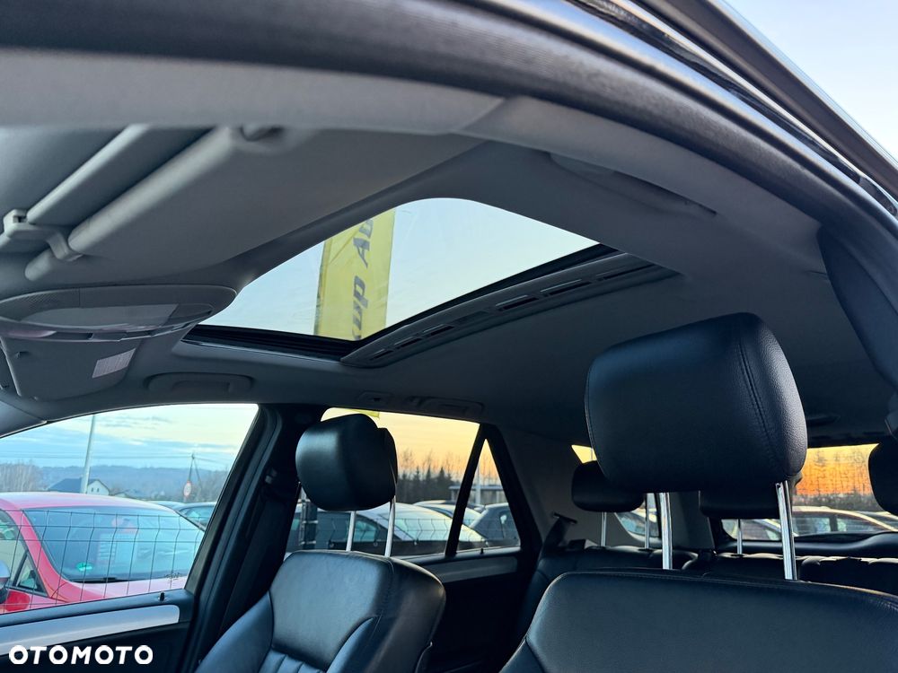 Mercedes-Benz ML 350 4Matic 7G-TRONIC - 23