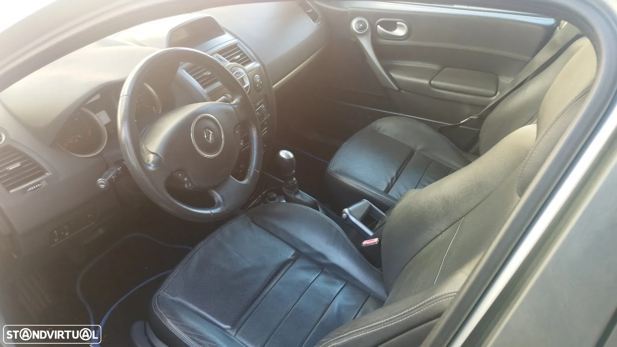 Renault Mégane 1.5 dCi Dynamique S - 17