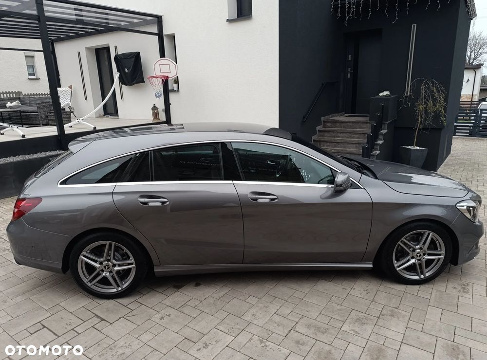 Mercedes-Benz CLA 200 7G-DCT UrbanStyle Edition - 7
