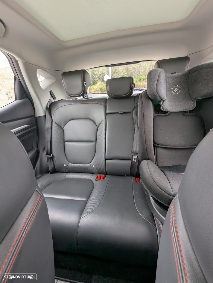 MG ZS EV 72.6 kWh Luxury - 11