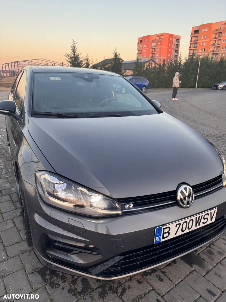 Volkswagen Golf 2.0 TSI DSG R - 15