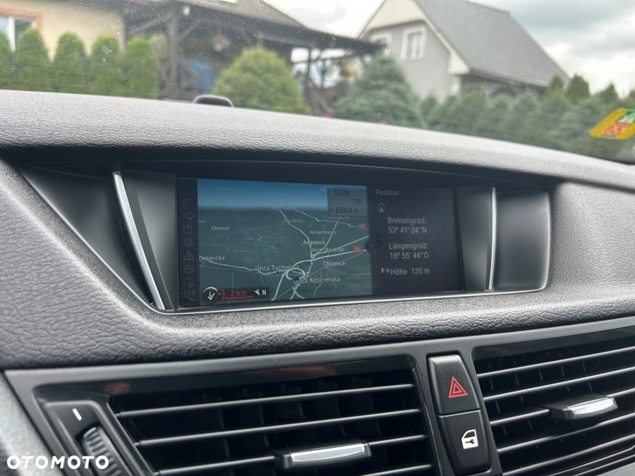 BMW X1 xDrive20d Sport Line - 26