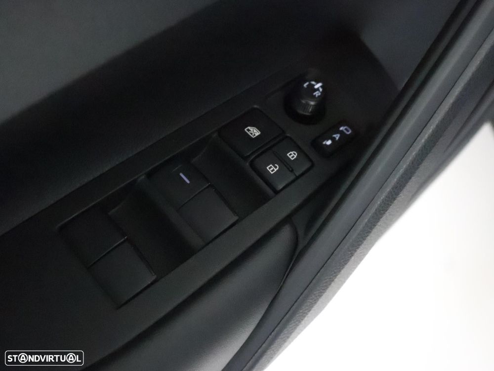 Toyota Corolla Cross 1.8 Hybrid Exclusive - 12