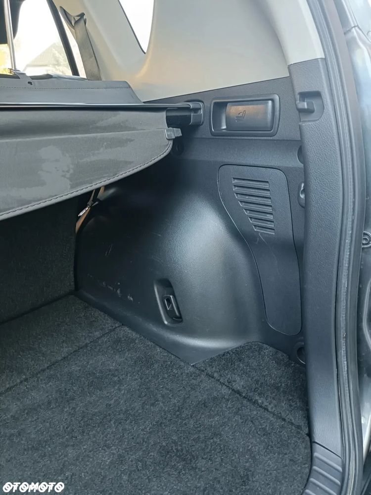 Toyota RAV4 2.2 D-4D 4x4 Executive - 28