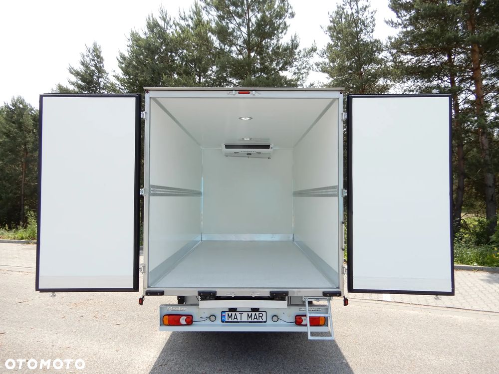 Renault Master 2.3 dCi 163 Km Chłodnia -20*C +30*C Funkcja Grzania Zasilanie V230 Izoterma 4.20 Cm 8 E.Palet Kabina Sypialniana WEBASTO Zawieszenie WZMACNIANE GWARANCJA FABRYCZNA - 25