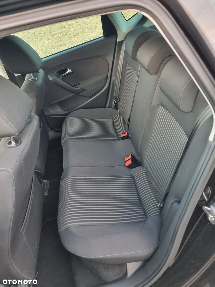 Volkswagen Polo 1.4 FSI Highline - 6