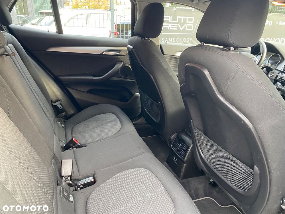 BMW X2 xDrive20i - 17