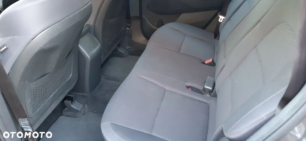 Hyundai Tucson 1.6 GDi 2WD DCT Advantage - 12