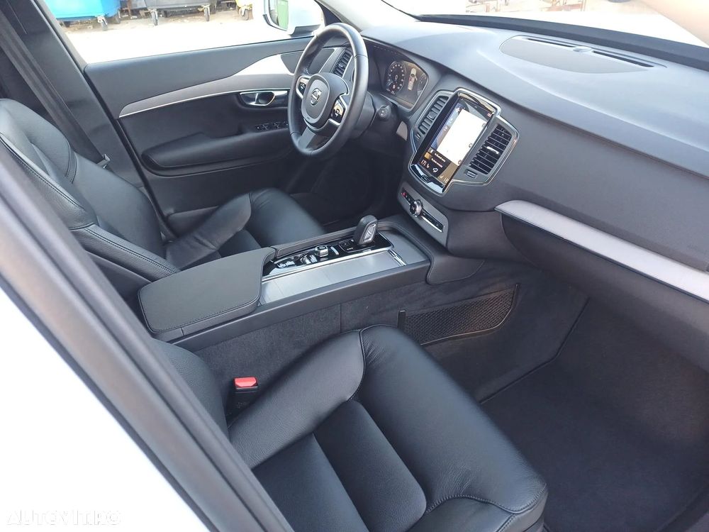 Volvo XC 90 B5 B AWD Geartronic Momentum - 24