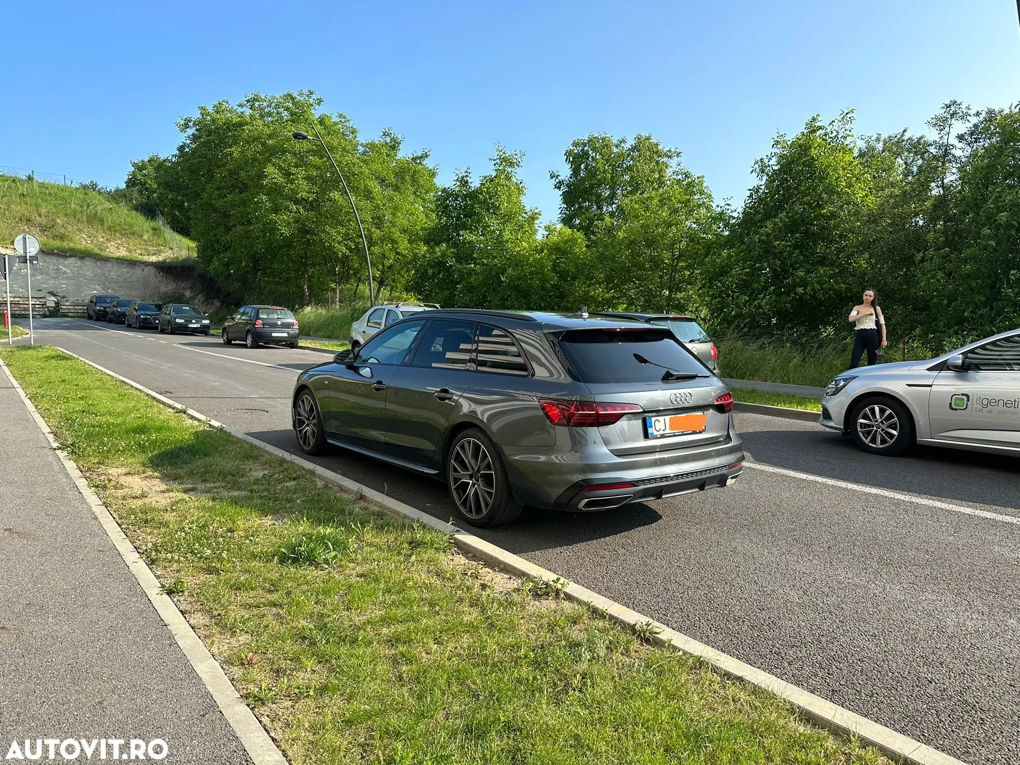 Audi A4 Avant 2.0 40 TDI S tronic S Line - 4