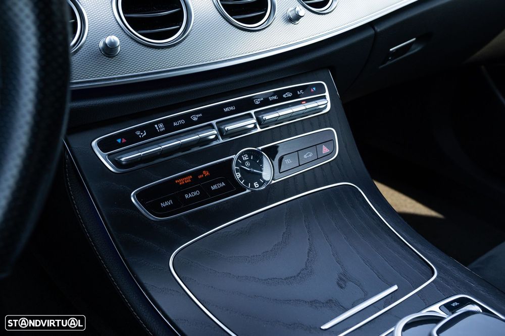 Mercedes-Benz E 220 d AMG Line 7L - 21