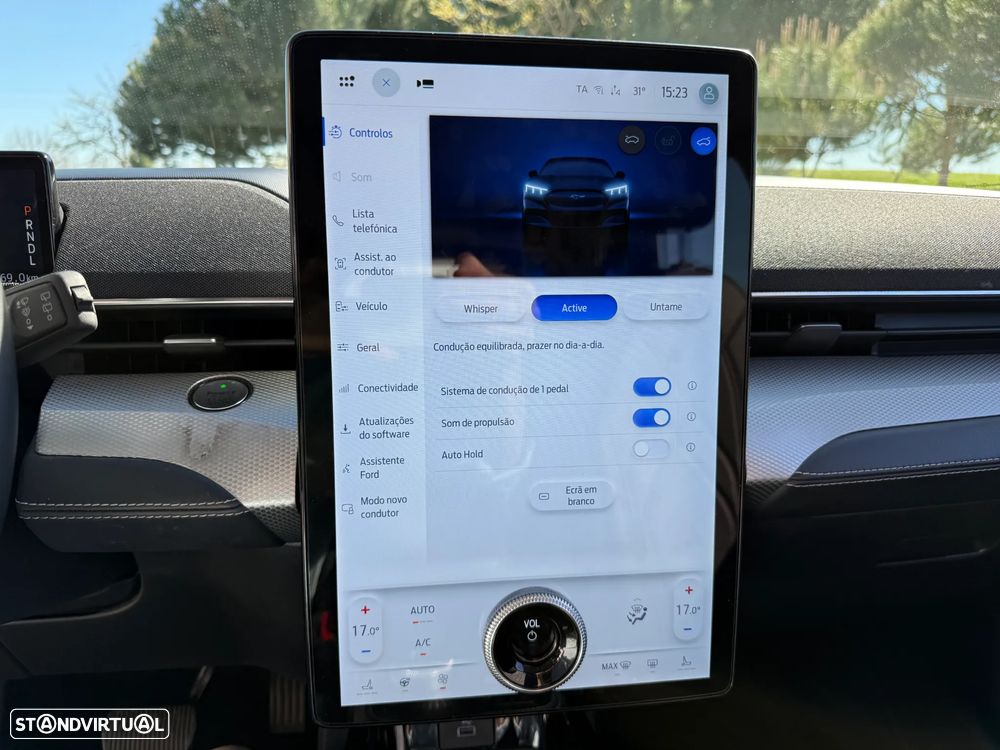 Ford Mustang Mach-E 75.7 kWh Base - 10