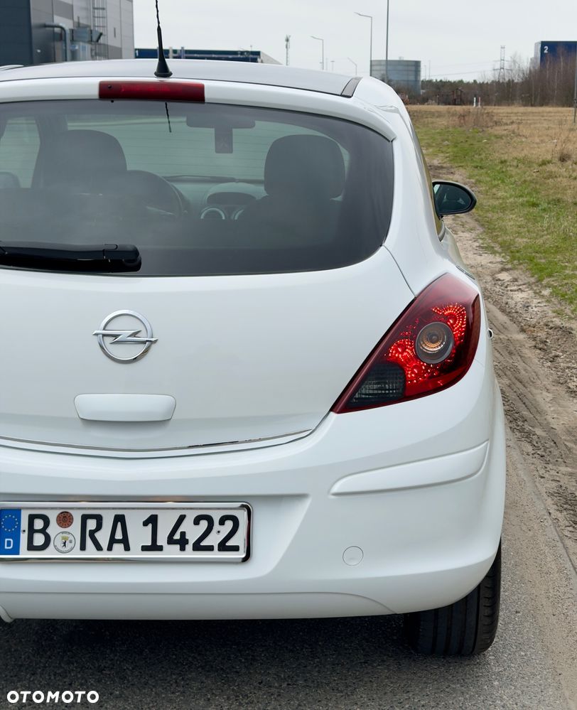 Opel Corsa 1.4 16V Color Edition - 37